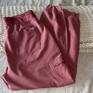 Women's Scrub Joggers in Dusty Rose